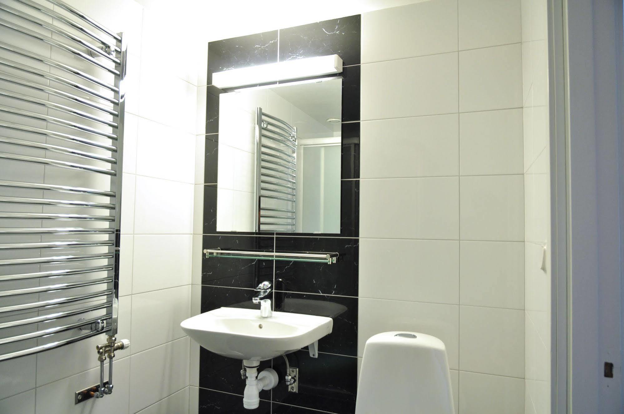 Hotell Hulingen Хултсфред Екстериор снимка